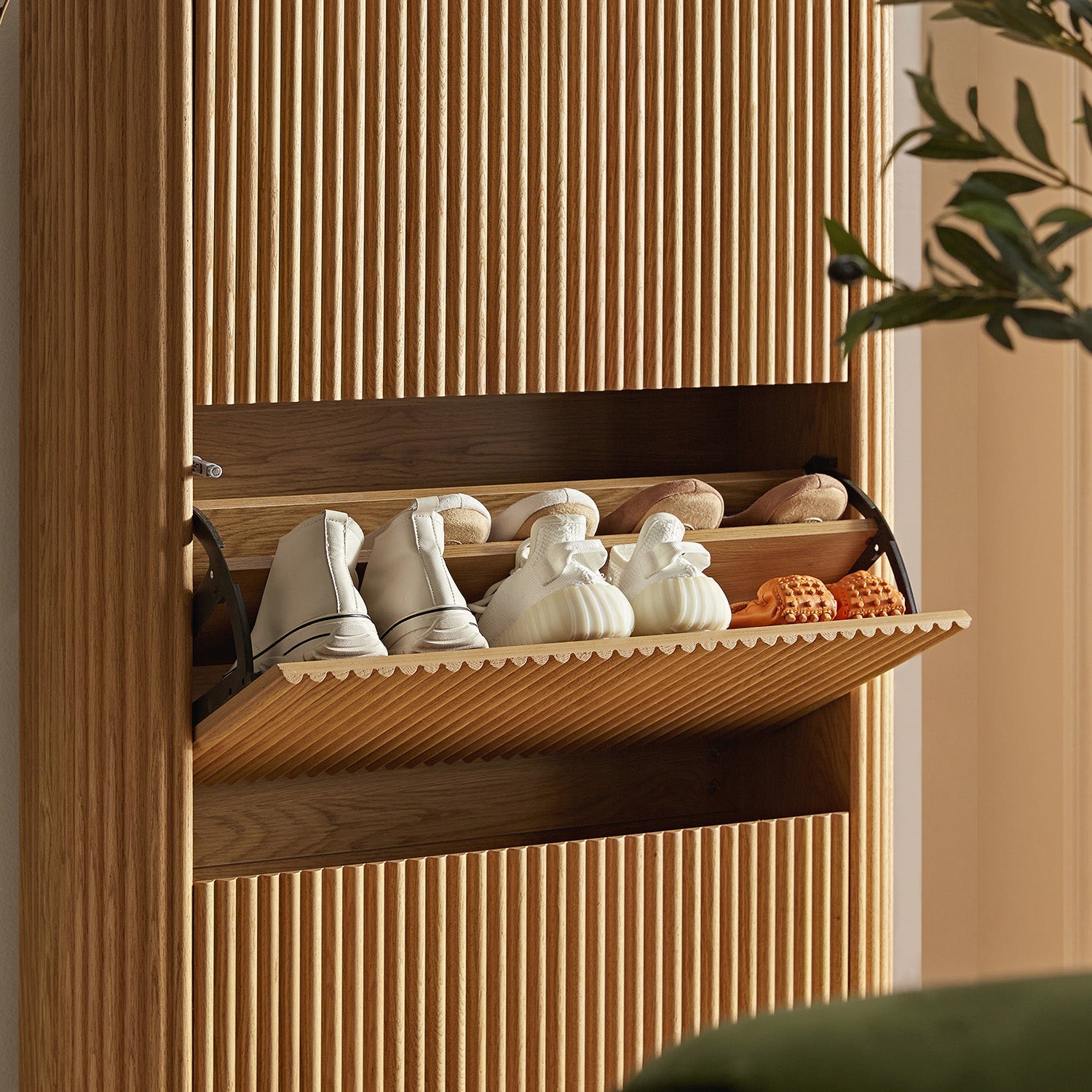 Maru 3-Door Shoe Storage Cabinet, Oak