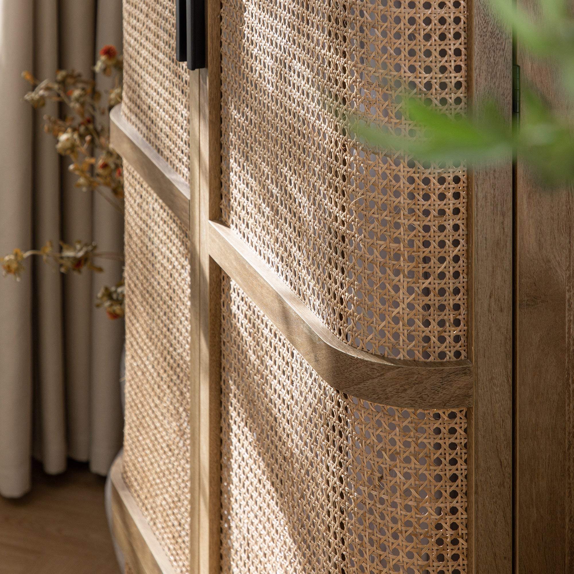 Izzy Curved Rattan Double Wardrobe, Natural