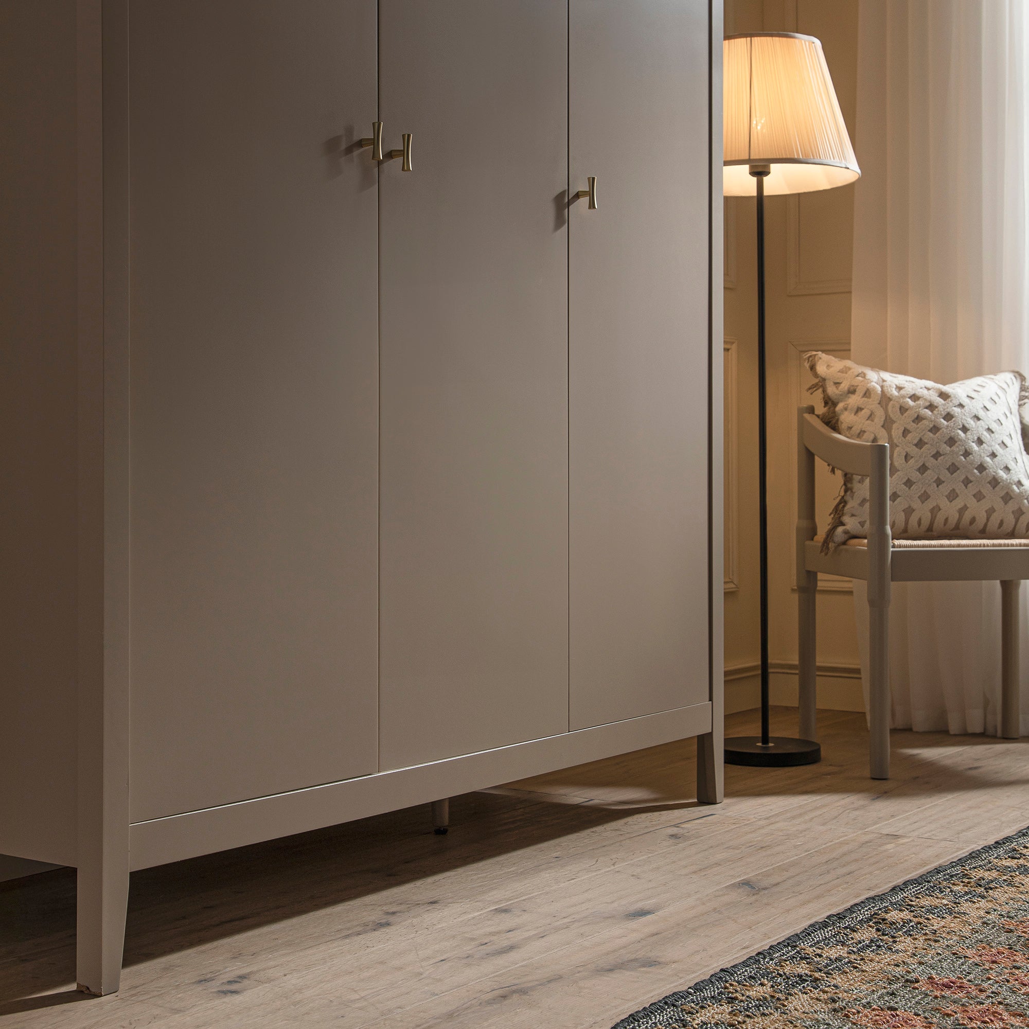 Oakham Triple Wardrobe, Deep Greige