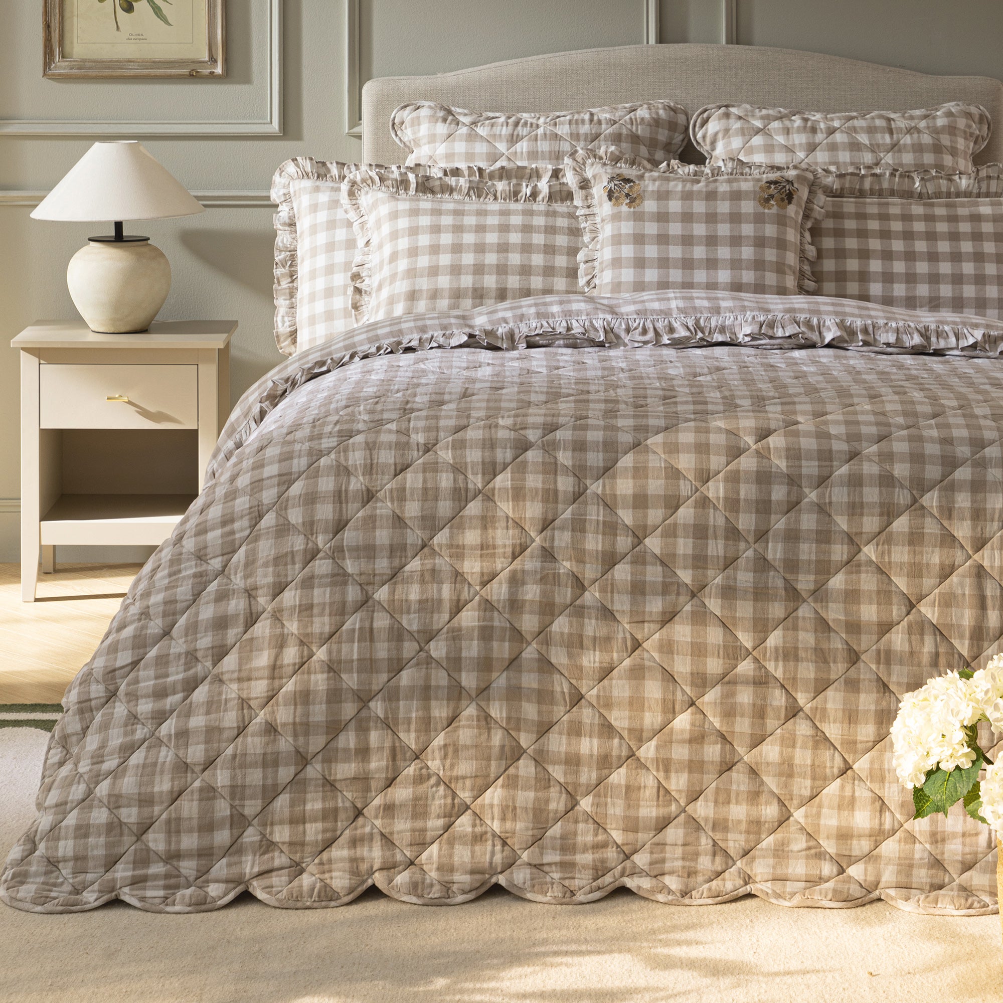 Matilda Beige Gingham Scallop Quilted Linen Blend Bedspread