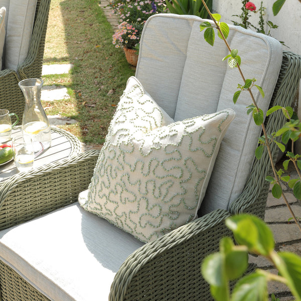 Hampshire 2-Seater Round Wicker Reclining Bistro Set with Stools, Desert Sage